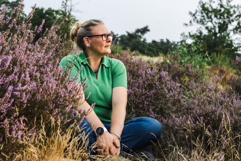 Expat overwhelm support through nature-based therapy in the Netherlands